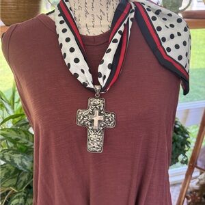 Twilly with cross
